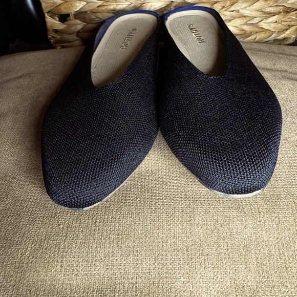 Rothy's Almond Demi Slip On Flats, Black Size 10 - Picture 2 of 5
